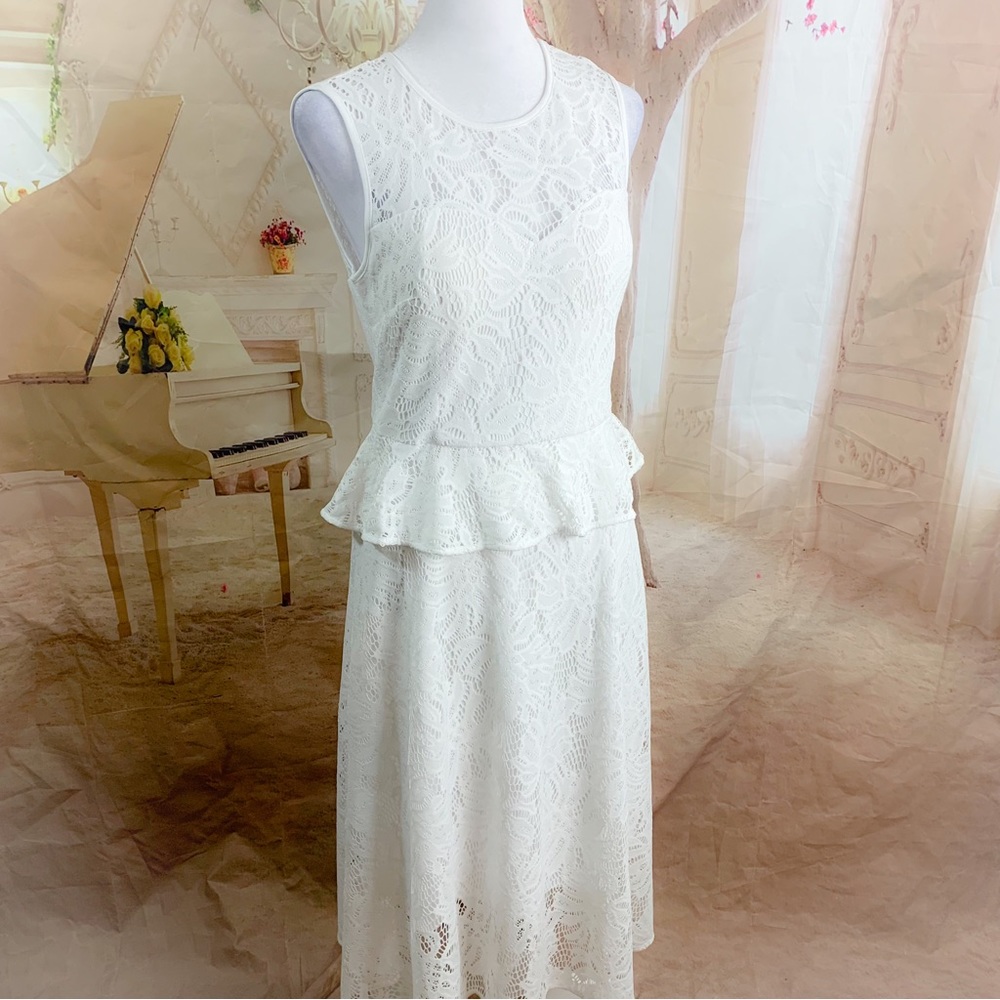 NEW Lilly Pulitzer Lace White Nolea Peplum Dress - Picture 4 of 11